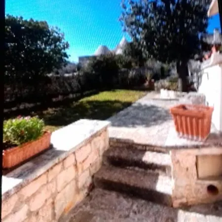 Trullo Del Leccio * La Correggia